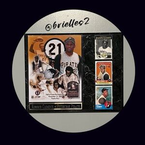 ⭐️⚾️ EUC Roberto Clemente Pittsburgh Pirates Plaque MLB Picture & 3 Cards #T1